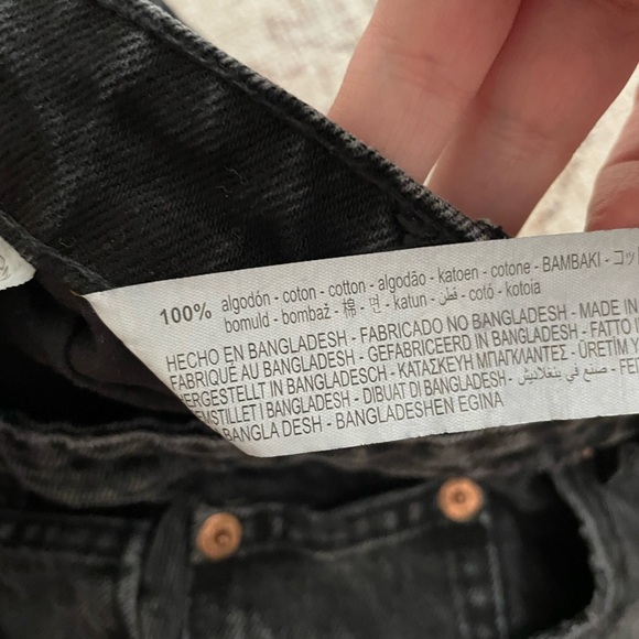 Zara black denim distressed shorts - Picture 5 of 6